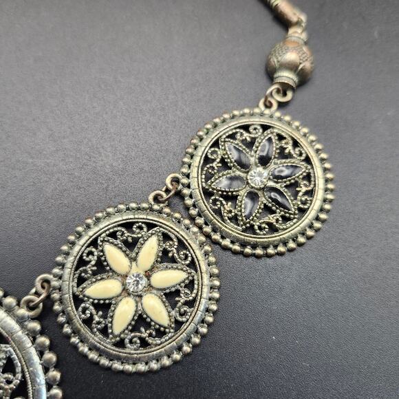 Statement Bib Necklace Antique Silver Tone Black Cream Floral Medallion Boho - Picture 5 of 8